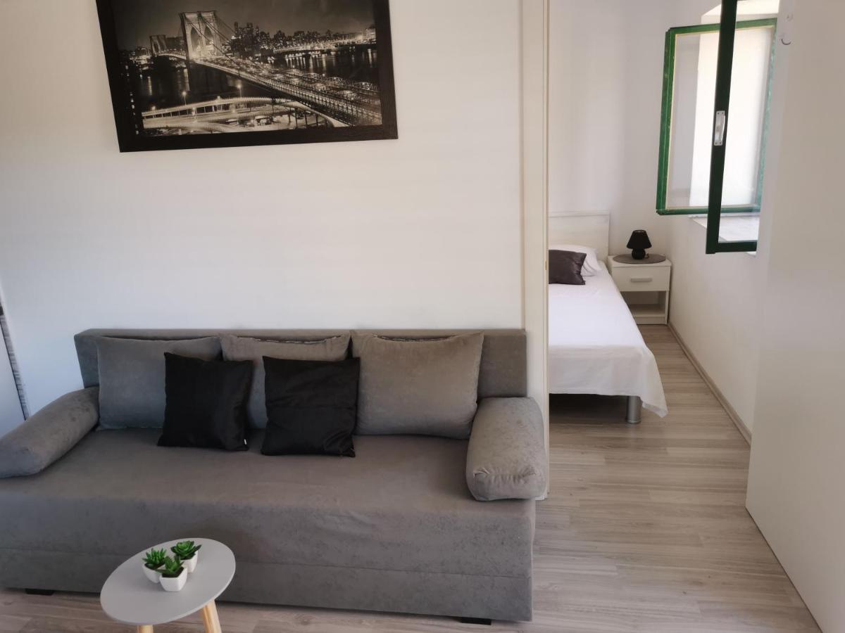 Apartment Mari Ostrvica エクステリア 写真